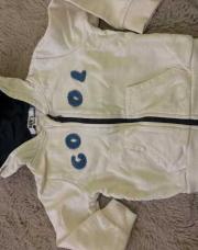 Pull à capuche 12 mois 