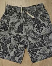 Short gris motif feuilles KIABI taille 6 ans