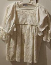 Robe MC beige brodée avec le gilet assorti FOQUE 4ans