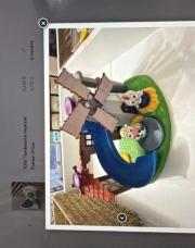 Ferme et 2 boules (vache et coq)