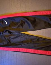 Jogging Nike 4/5 ans