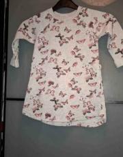 Robe papillons différentes couleurs 1 an et demi primark  