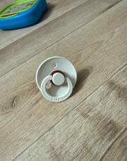 Tétine BIBS neuve blanche 