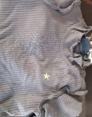 T-shirt gris neuf 4 ans 