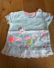 T-shirt bleu à fleur 6m