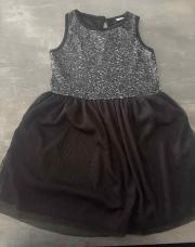 Robe noire et paillette 3/4ans 