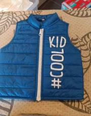 Manteau sans manche bleue KID taille 6 mois 