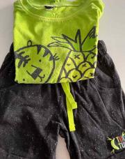 Ensemble short/t-shirt neuf 3A