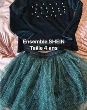 Ensemble Shein 4ans jupe volant 