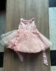 Robe d’événement rose taille 6 mois 
