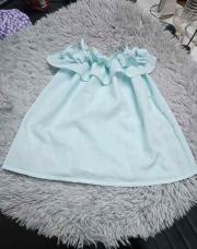 Robe bleu claire