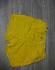 Short jaune dentelle