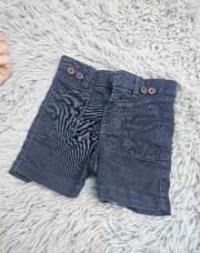 Short bleu foncé boutons pour bretelles 