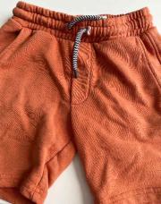 Short orange 8A