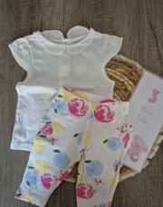 ENSEMBLE HAUT BLANC ET BAS FLEURIS 3 MOIS 