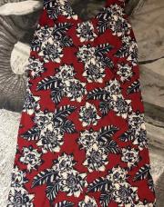 Robe rouge à fleurs T38