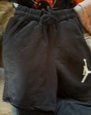 Short noir 6 ans 