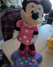 Minnie qui parle pile incluse