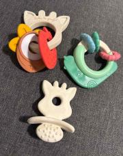Lot anneaux dentition Sophie la girafe et un escargot 
