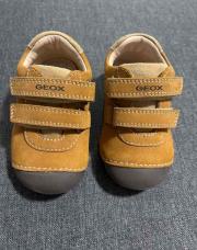 Chaussure geox taille 20 - neuve 