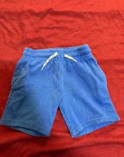 Short bleu 3ans