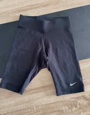 Cycliste Nike