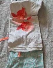 8ans pyjamas short vert et blouse blanche