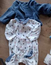 Pijama et gilet obaibi 9 mois