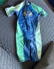 Combinaison d’eau 3-4 ans décathlon 
