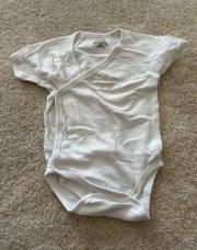 Body courtes manche 12m motif rose 