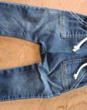Jeans avec cordon blanc 