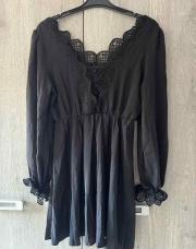 Robe dentelle SHEIN noir taille M