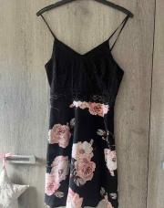 Robe bretelle fleur Shein taille M