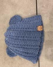 Bonnet tricot fait main bleu