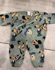 Ensemble vert Mickey 6 mois