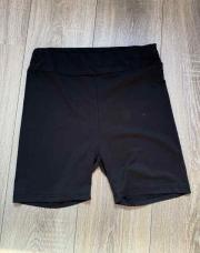 Short cycliste SHEIN taille 38