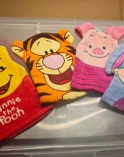 Lot de 4 gants Winnie L'ourson Neuf