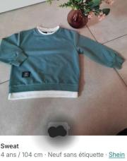 Sweat neuf jamais porté 4 ans shein 