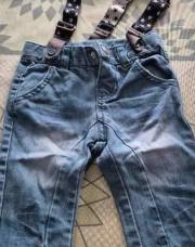 Jeans avec bretelles 68