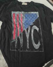 Tee-shirt manches longues noir NYC Zara 8ans