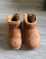 Boots brune taille 25 