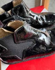 Boots Noir kikers étoiles 