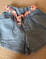 Short jeans Obaibi ceinture fraises 
