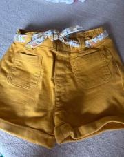 Short Obaibi 24M ocre