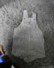 Salopette blanche courte 12 mois