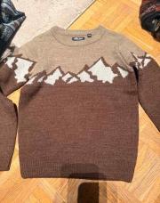 Jbc brune pull 122