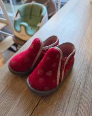 Pantoufle rouge t22
