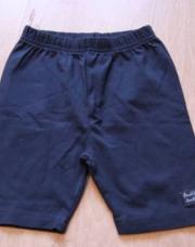 Short marine C&A pas mis , 18 mois