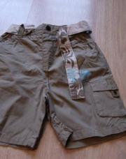 Short aventurier C&A pas mis 18 mois