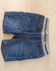 Short levi's 